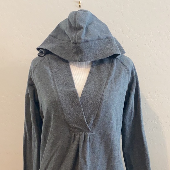 Half moon hoodie size small - Picture 2 of 6